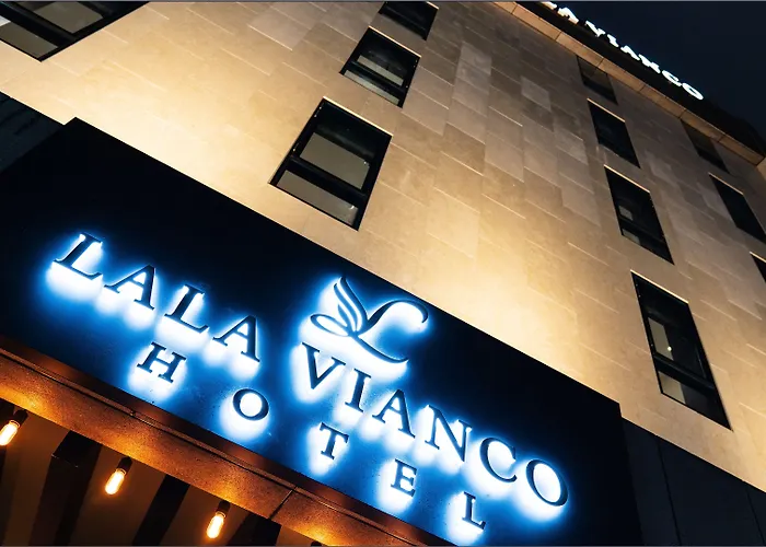 Hotel Lala Vianco Business 3*