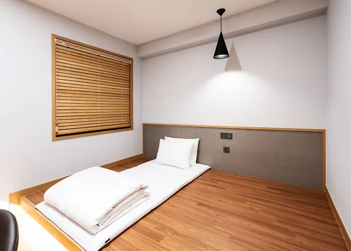 Lala Vianco Business Hotel 3*