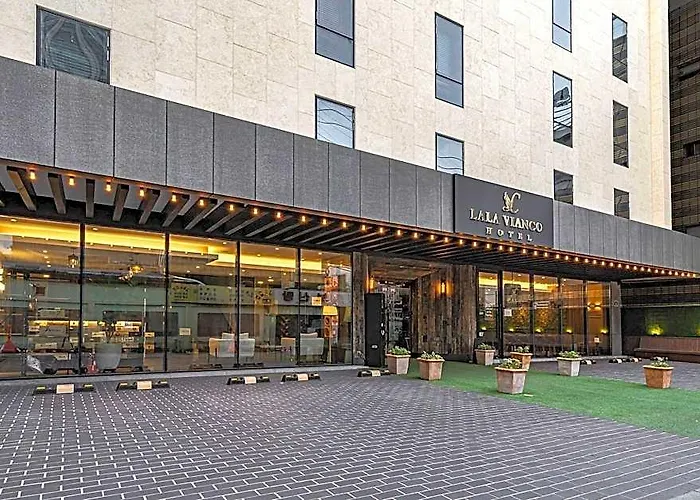 Lala Vianco Business Hotel 3*