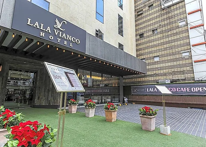 Lala Vianco Business Hotel 3*