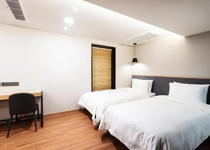 Hotel Lala Vianco Business 3*